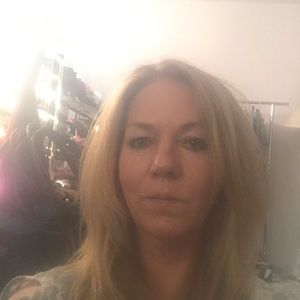 Meet your Posher, Lorna